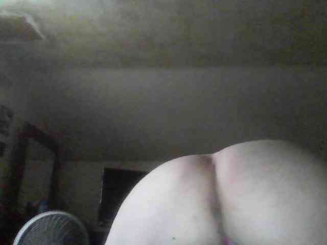 queen211 webcam