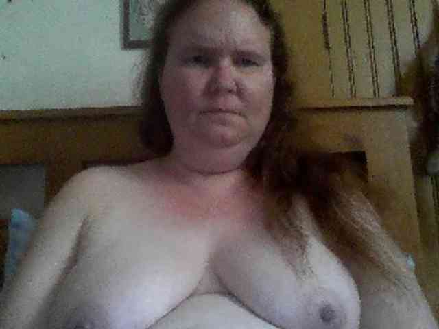 queen211 webcam