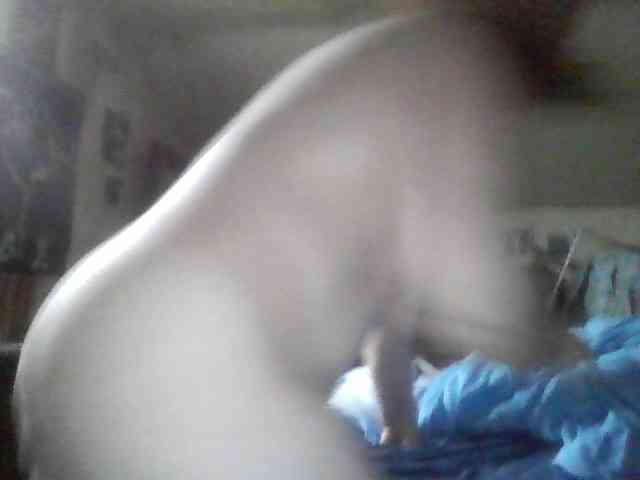 queen211 webcam
