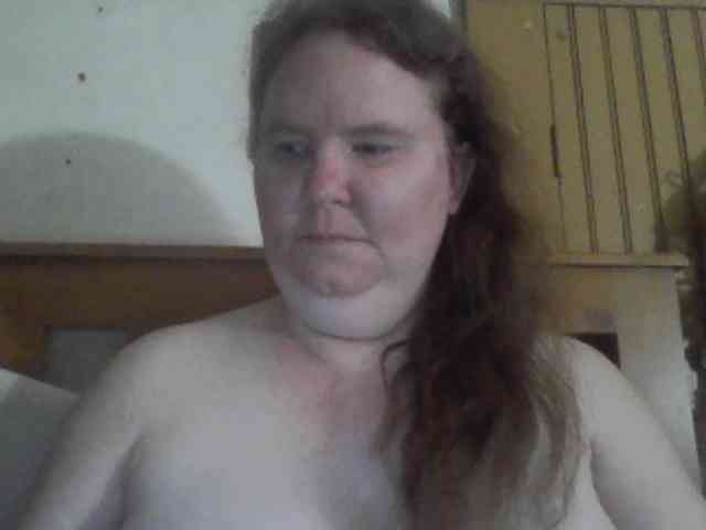 queen211 webcam