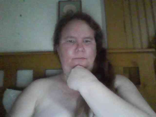 queen211 webcam