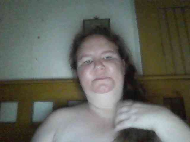 queen211 webcam
