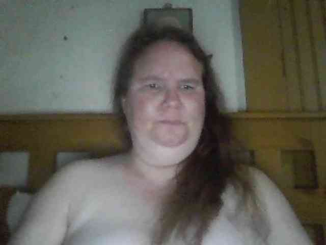 queen211 webcam
