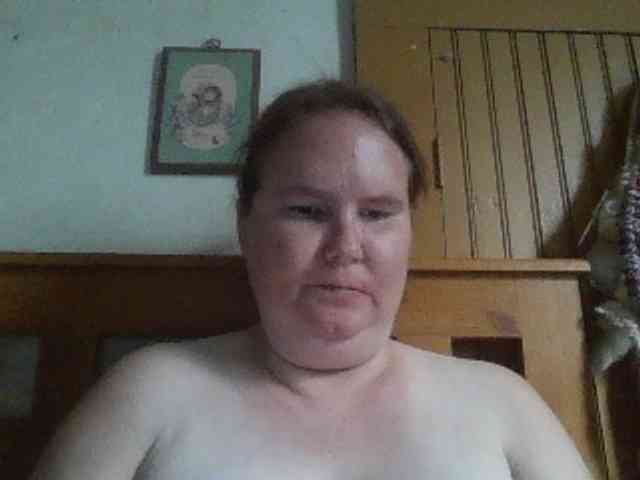 queen211 webcam