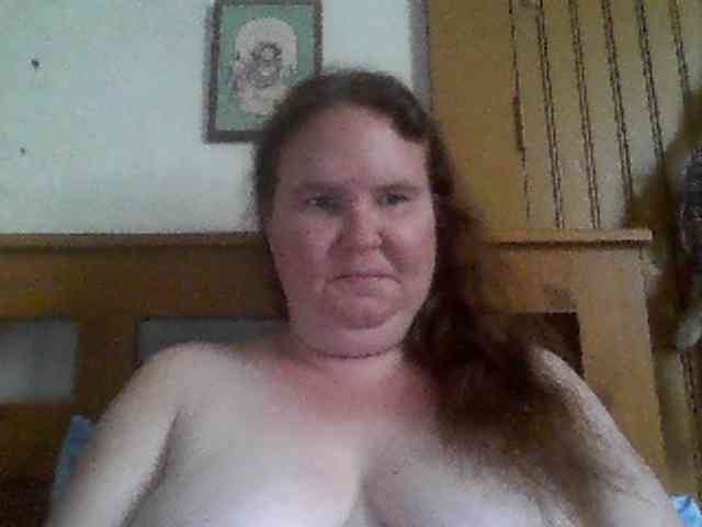 queen211 webcam