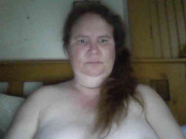 queen211 webcam