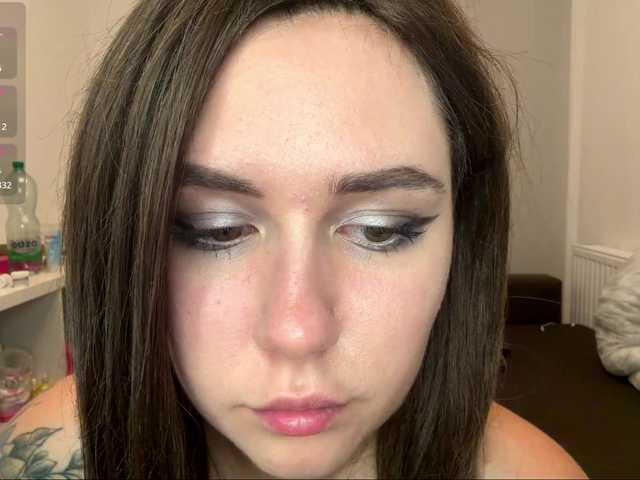 CherryHanki live cam on BongaCams