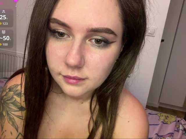 CherryHanki live cam on BongaCams