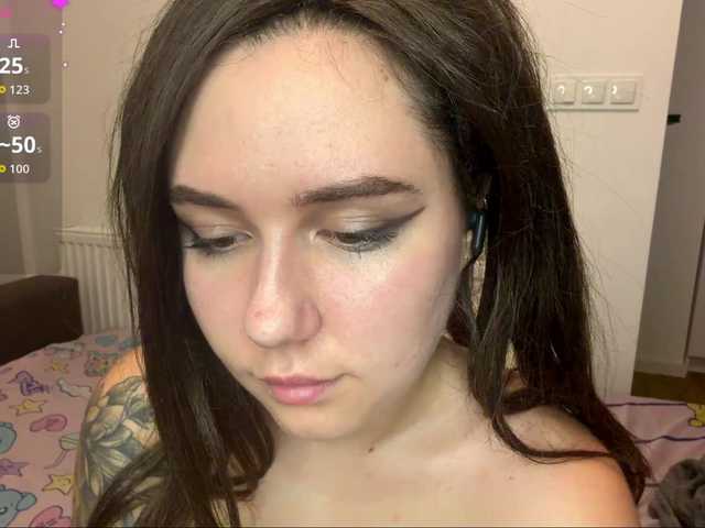 CherryHanki live cam on BongaCams