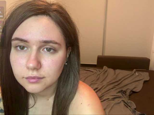 CherryHanki live cam on BongaCams