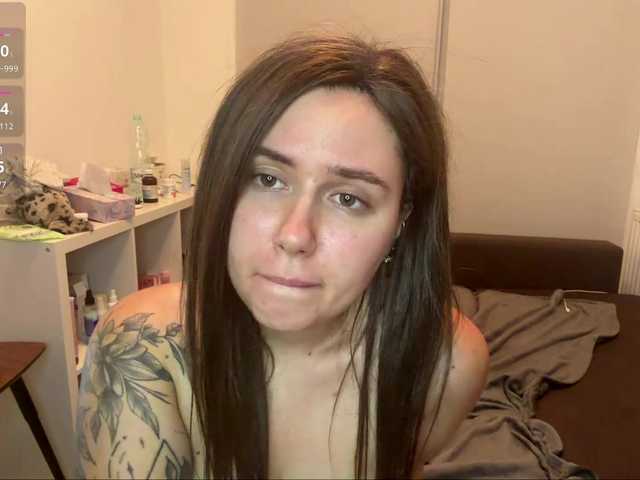 CherryHanki live cam on BongaCams
