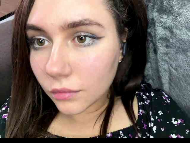 CherryHanki Live Webcam on BongaCams