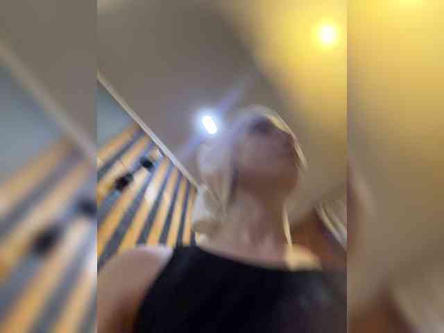 Prinsess131 webcam