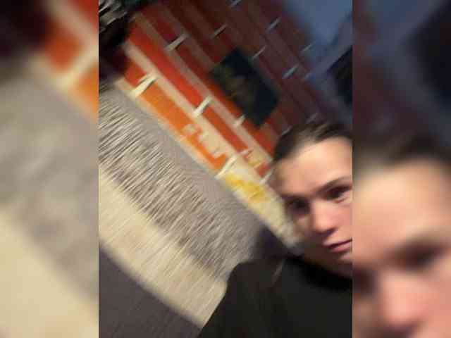 Prinsess131 webcam