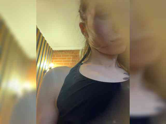 Prinsess131 webcam