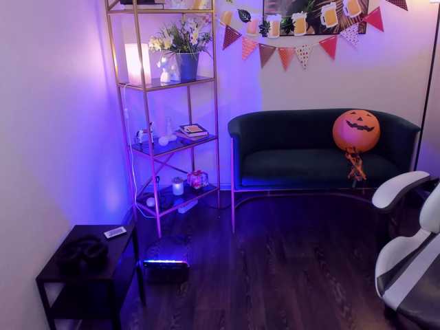 ManicPixie, live now on BongaCams