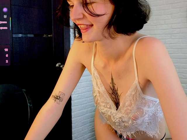 LikaSky live cam on BongaCams