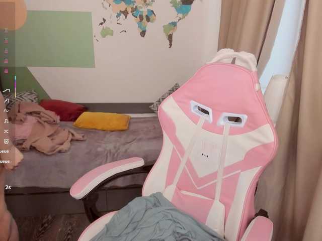 KellyStarlight live cam on BongaCams