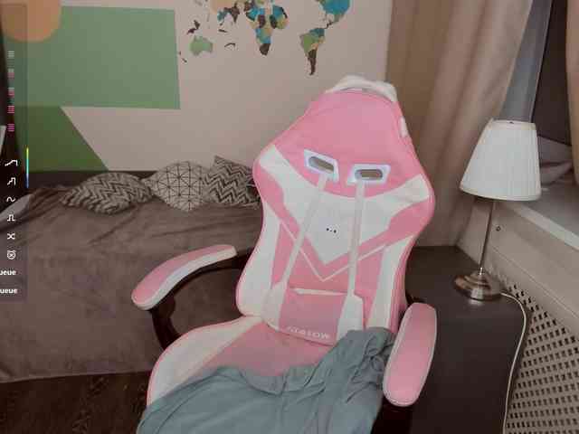 KellyStarlight webcam