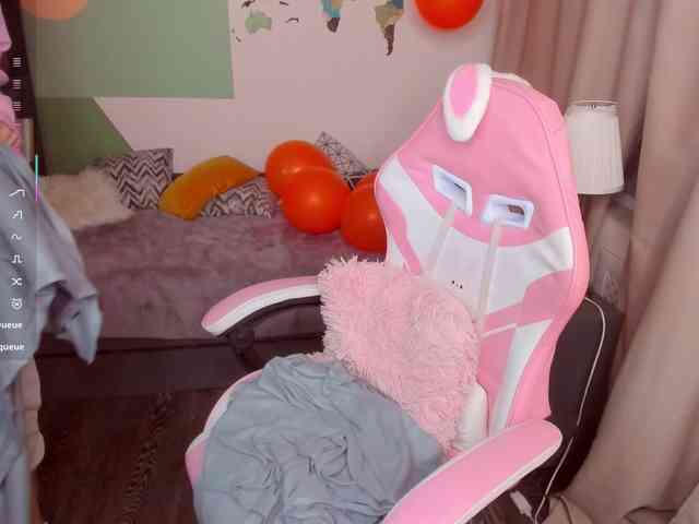 KellyStarlight webcam