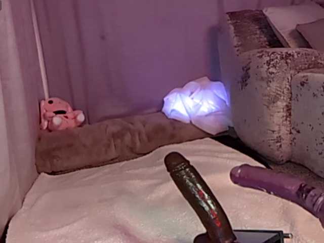 ElyeRoss live webcam show