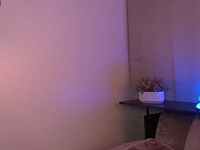 ElyeRoss live cam on BongaCams