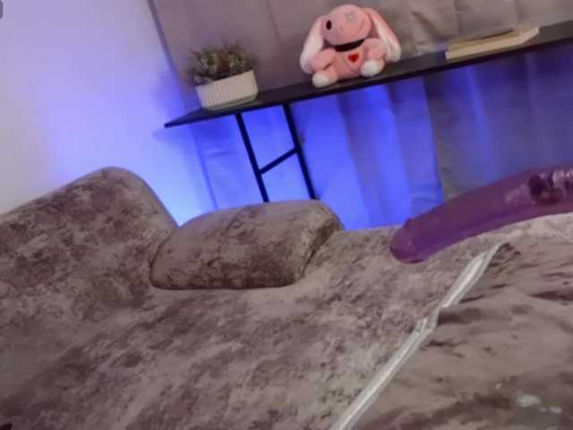 ElyeRoss live cam on BongaCams