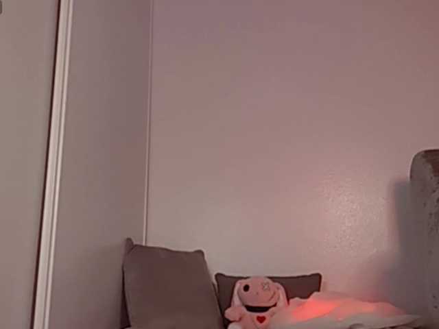 ElyeRoss live cam on BongaCams