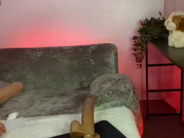 ElyeRoss live cam on BongaCams