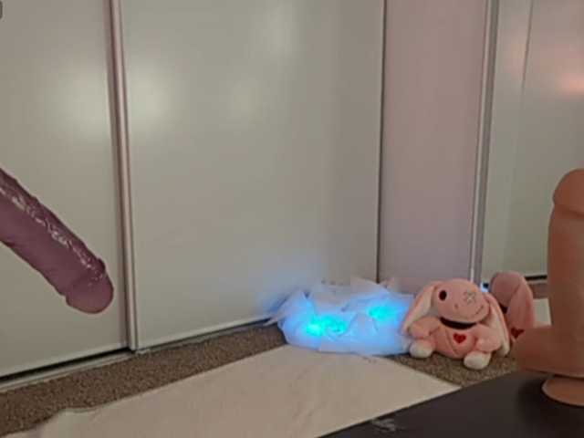 ElyeRoss live cam on BongaCams