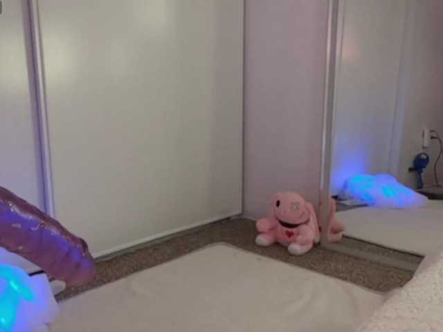 ElyeRoss live cam on BongaCams