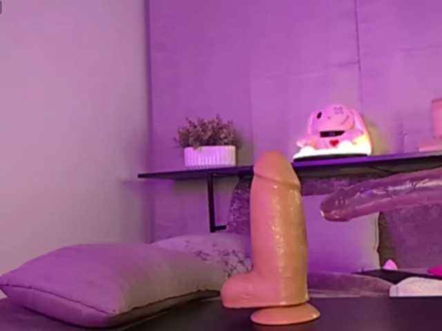 ElyeRoss live cam on BongaCams