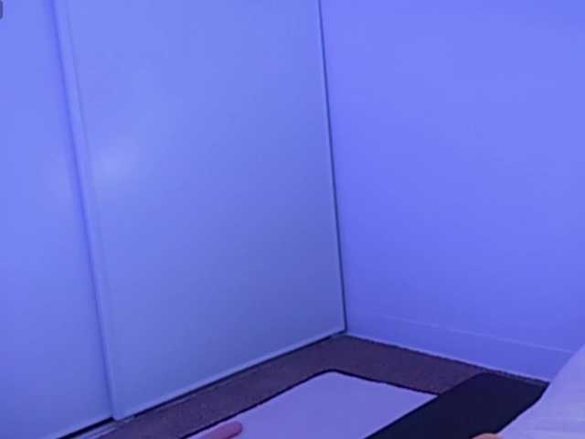 ElyeRoss live cam on BongaCams