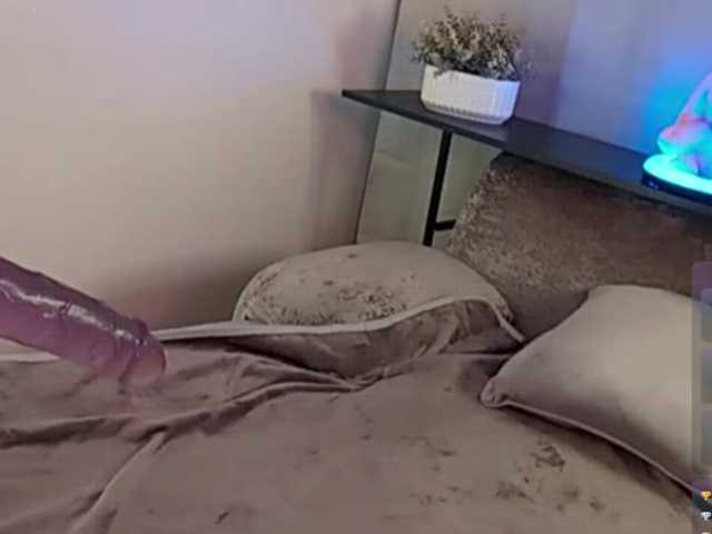 ElyeRoss live cam on BongaCams