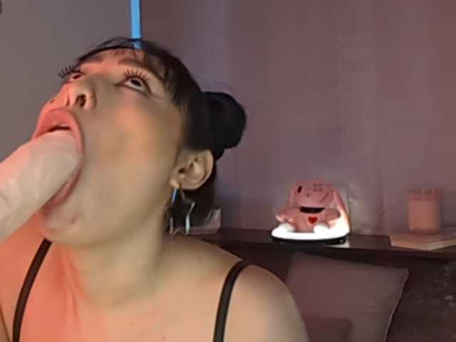 ElyeRoss live cam on BongaCams