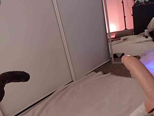 ElyeRoss webcam