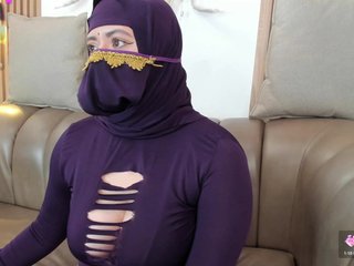 yasmin-dina Porn Show