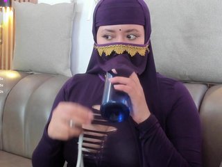 yasmin-dina Porn Show