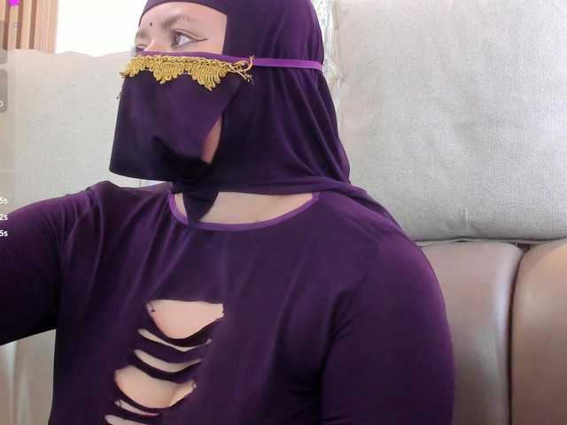yasmin-dina live cam on BongaCams