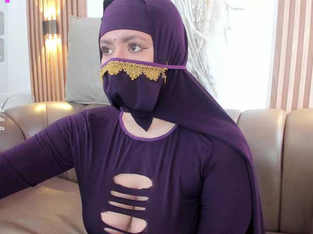 yasmin-dina live cam on BongaCams