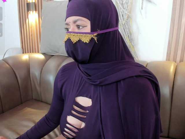 yasmin-dina cam belle