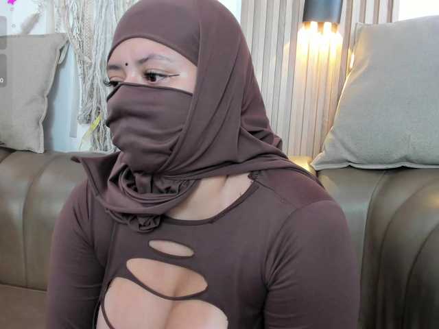 yasmin-dina live webcam show