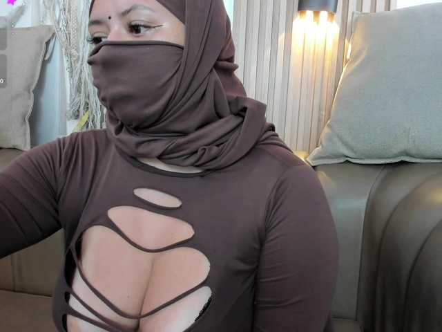 yasmin-dina live webcam show