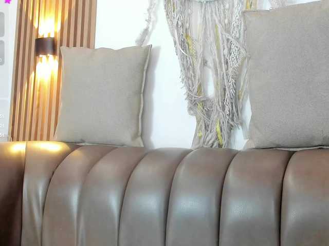 yasmin-dina live cam on BongaCams