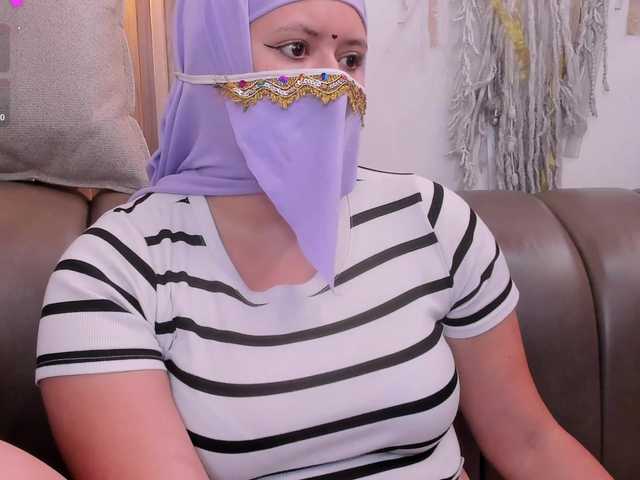 yasmin-dina live cam on BongaCams