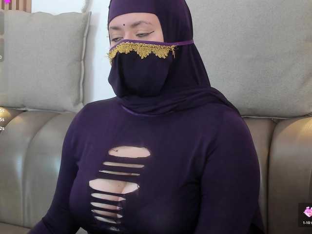 yasmin-dina live cam on BongaCams