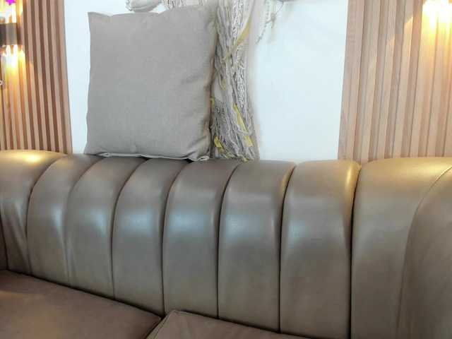 yasmin-dina live cam on BongaCams