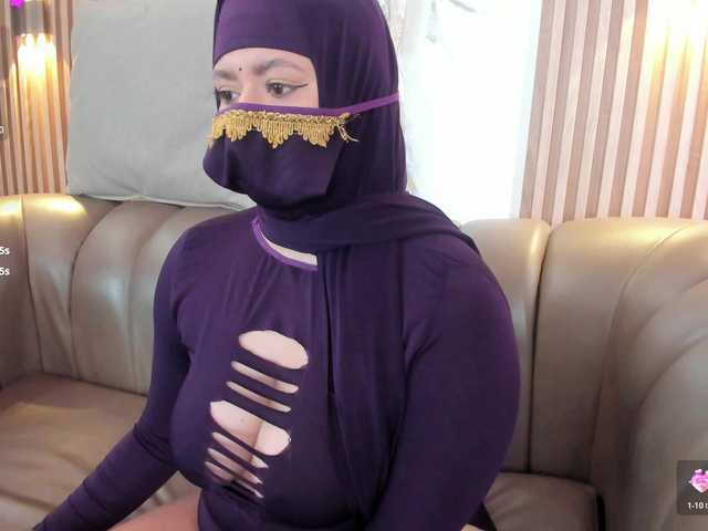 yasmin-dina belle show