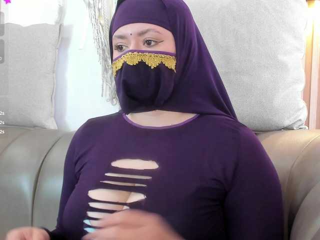 yasmin-dina cam belle