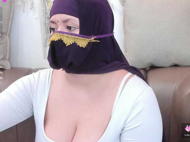 yasmin-dina live cam on BongaCams